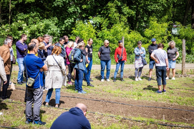 Komentované prohlídky chřestovny, foto Monika Búryová Komentované prohlídky chřestovny, foto Monika Búryová