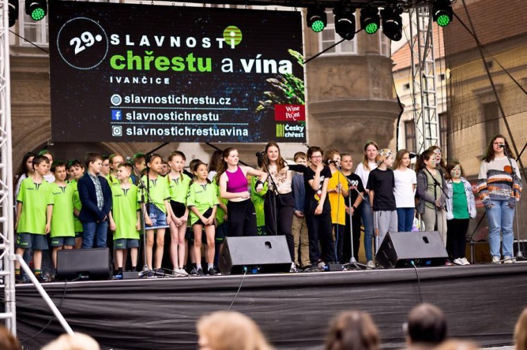 Slavnosti chřestu a vína 2023, foto Monika Bury (foto 19)