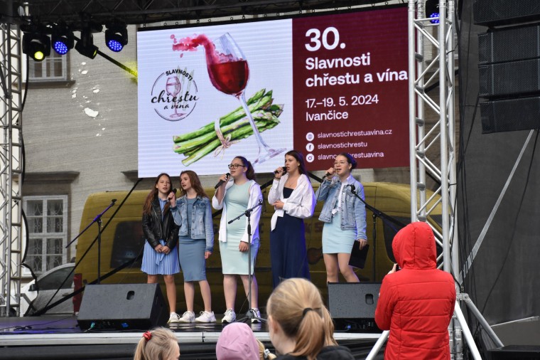 Slavnosti chřestu a vína 2024 (foto 11)