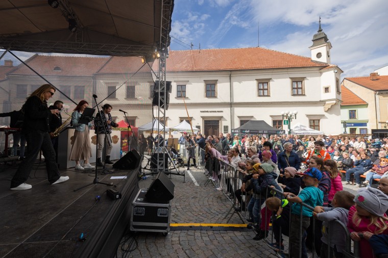 Slavnosti chřestu a vína 2025, foto Majda Slámová (foto 56)
