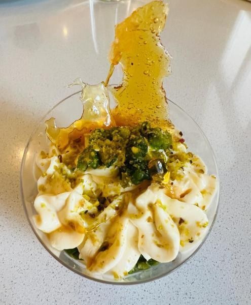 Restaurant Na Návsi - Mascarpone s karamelovým chřestem