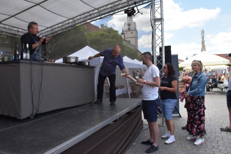 Slavnosti chřestu a vína 2022 (foto 8)
